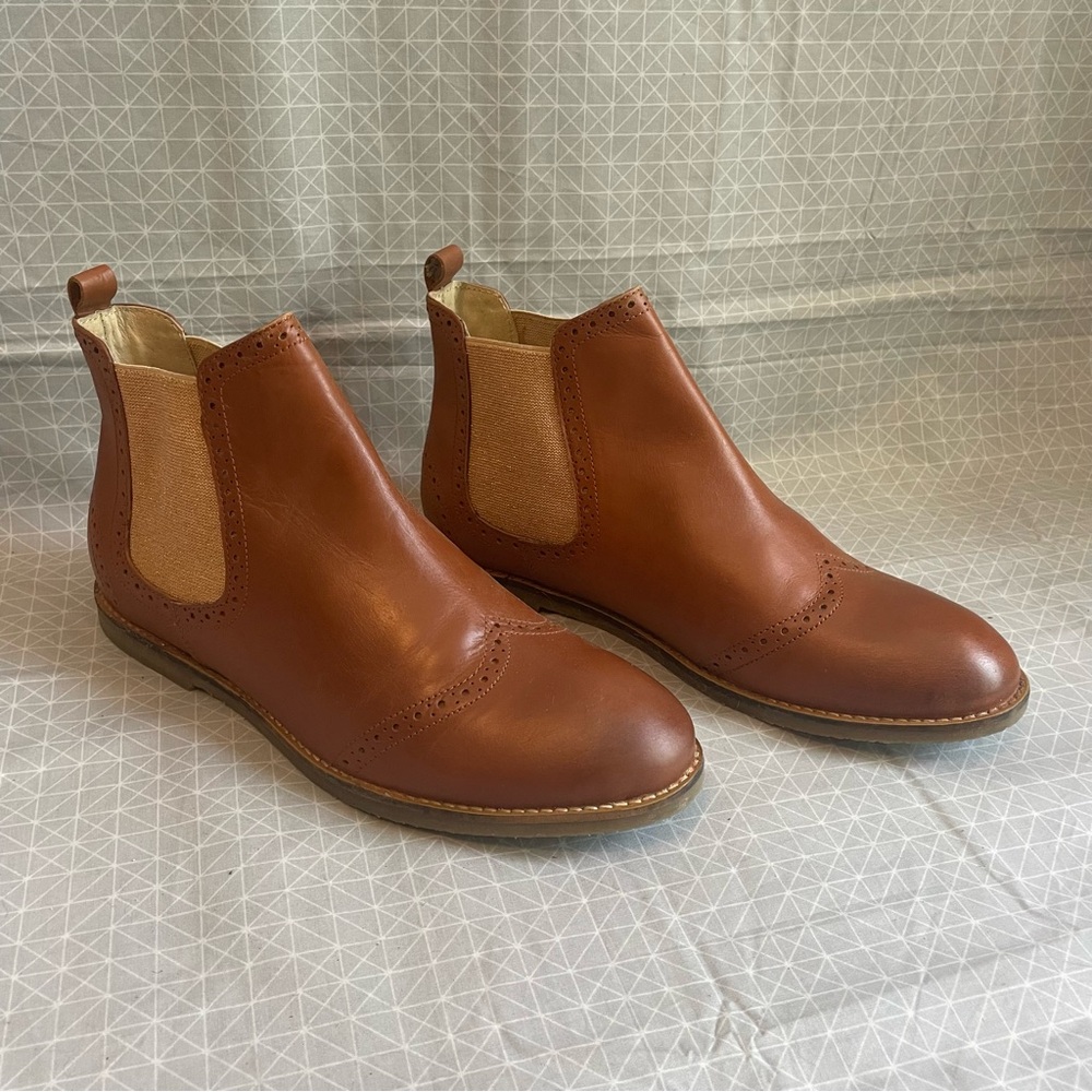 Johnnie B. Brown Leather Perforated Flat Ankle Boots 42